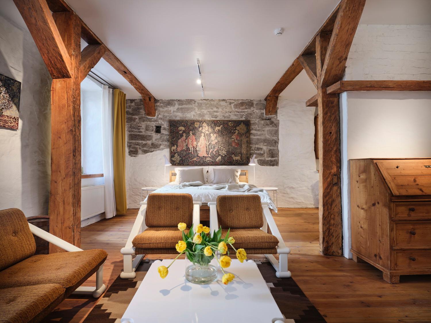 Historic Apartment With Private Garden In Old Town Tallinn Exterior foto